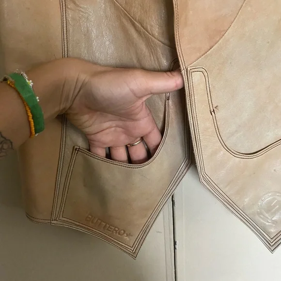 Vintage Italian Lambskin Leather Vest in Nude/Beige - Picture 5 of 12